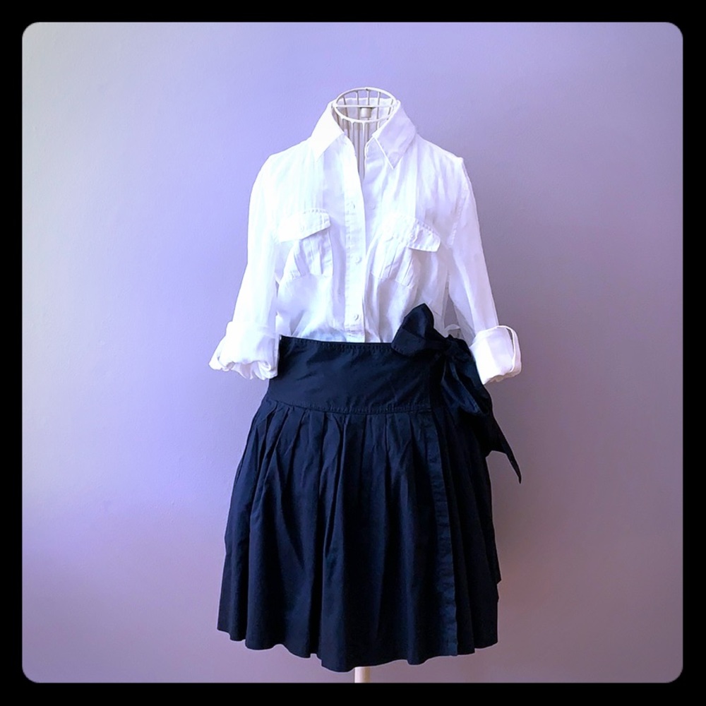 📍FIRM📍GAP Wrap skirt 💙🖤 Navy cotton